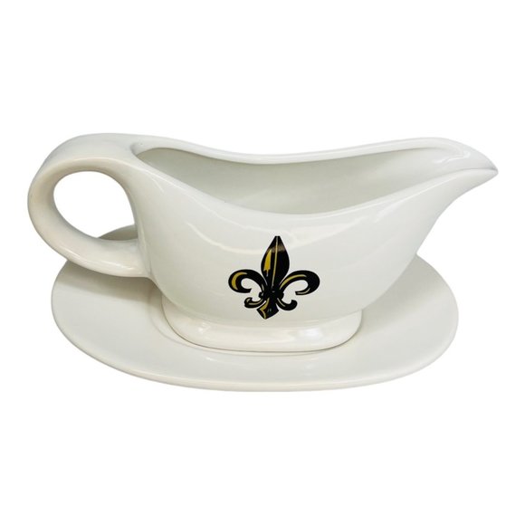 Coushatta Casino Resort Fleur de Lis Design Gravy Boat and Platter Set - Picture 2 of 9